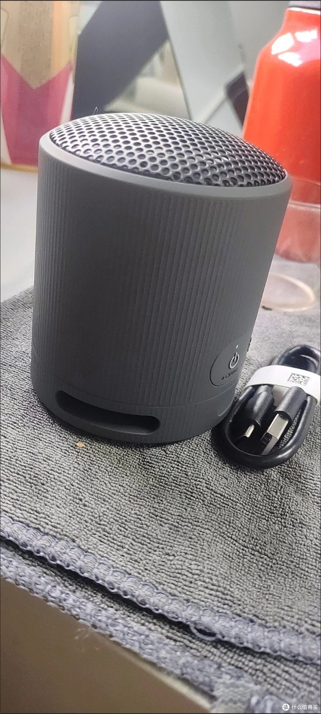 索尼小钢炮音响