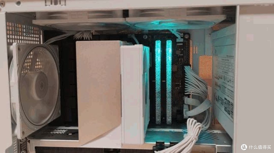 晶莹剔透,亮彩夺目!玖合星舞 DDR5 6800 32GB套装灯条内存开箱及超频测试分享!