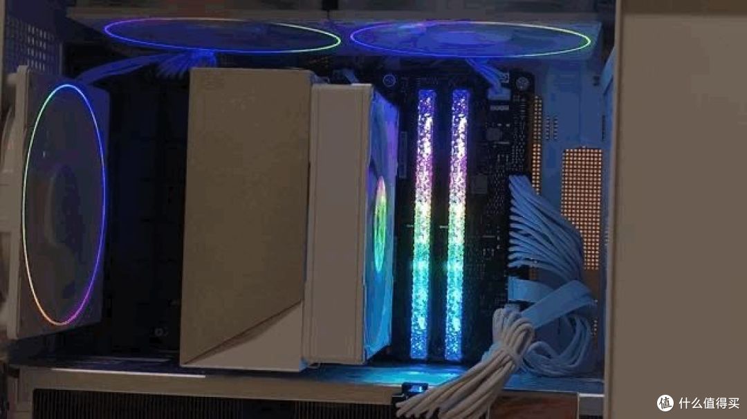 晶莹剔透,亮彩夺目!玖合星舞 DDR5 6800 32GB套装灯条内存开箱及超频测试分享!