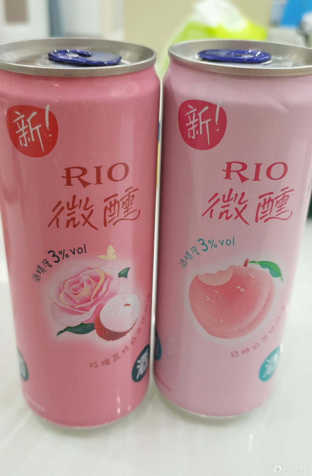 喝了两瓶RIO醉倒，被无情的嘲笑。唉，喝酒脸红的我是真不能喝！_其他洋酒_什么值得买