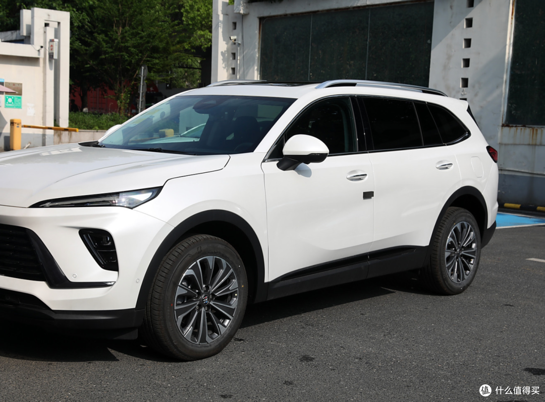 兼顾时尚和稳重的中级SUV,1000公里体验别克昂科威PLUS