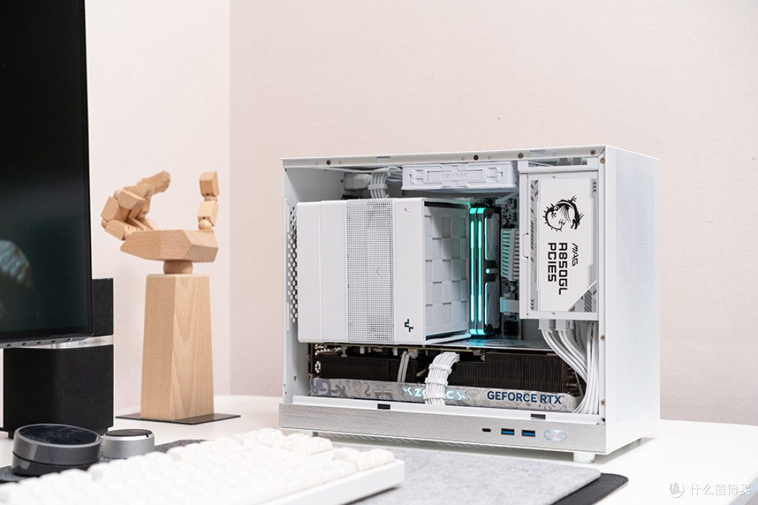 小白盒打黑悟空，13490F+华擎B760M-HDV/M.2+索泰 4070ti X-GAMING OC 欧泊白+闪鳞G400 装机展示