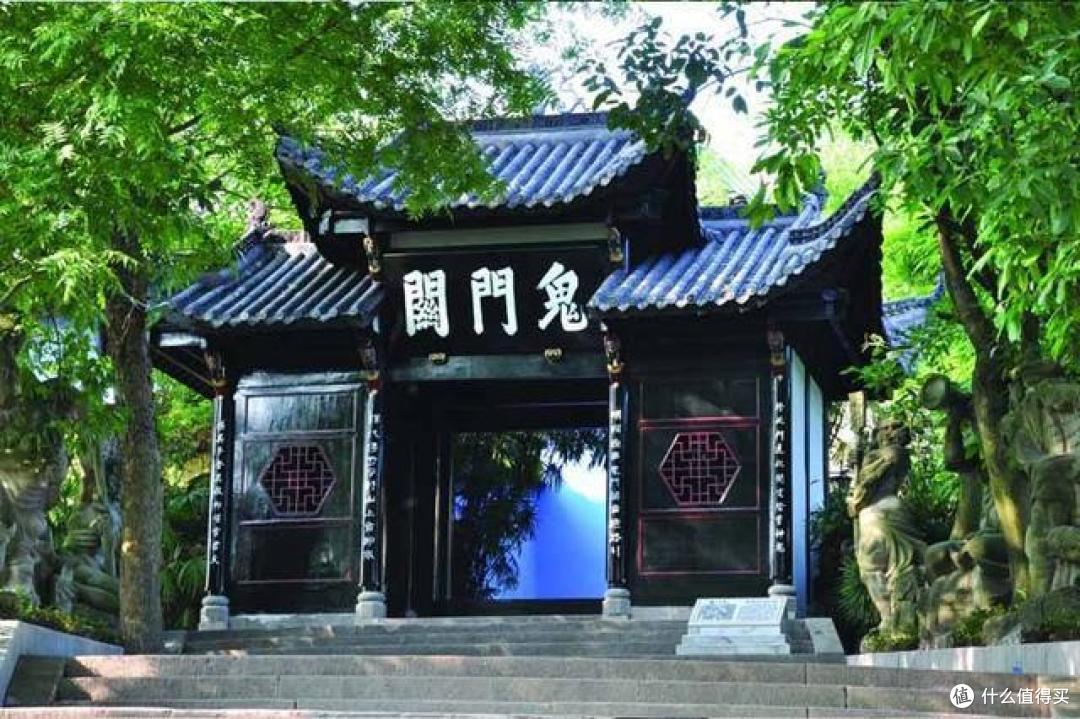 农历七月末“鬼门关”，民间讲究：一插，两忌，三不做，有道理吗