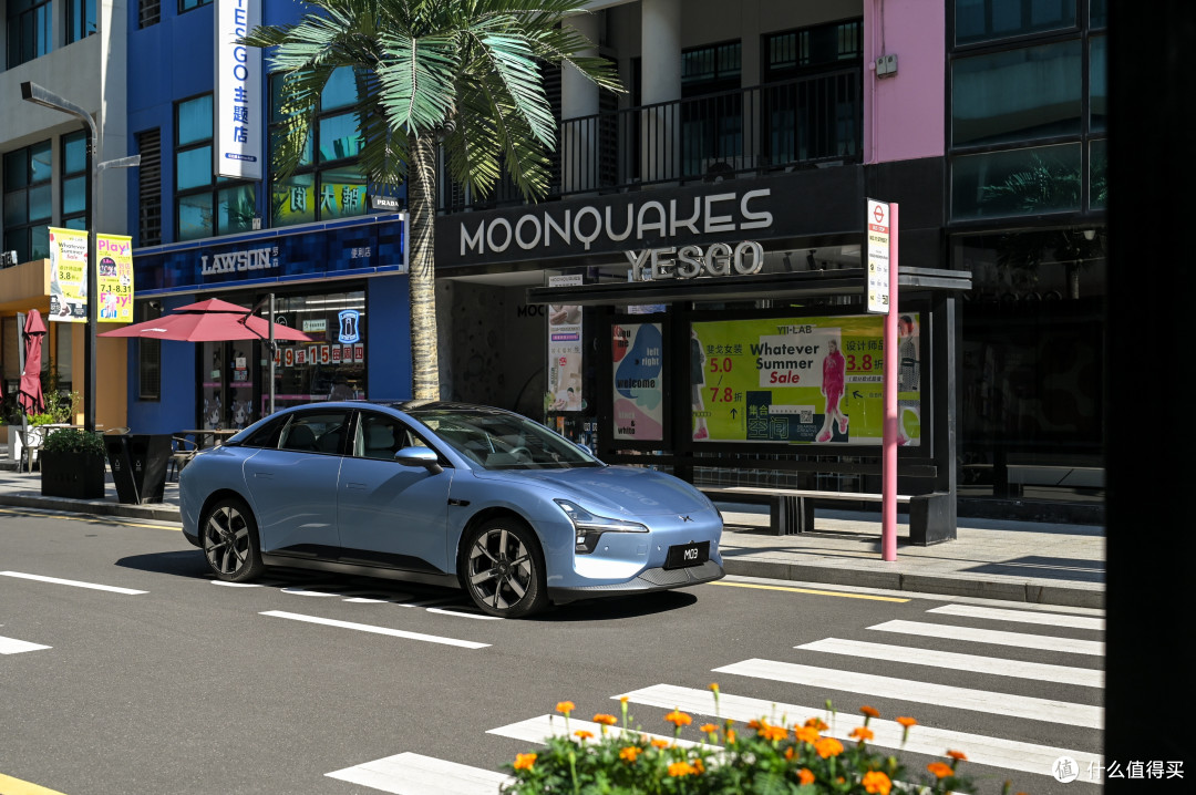 小鹏MONA M03：主打智驾，全场景智能泊车，11.98万值得买吗？