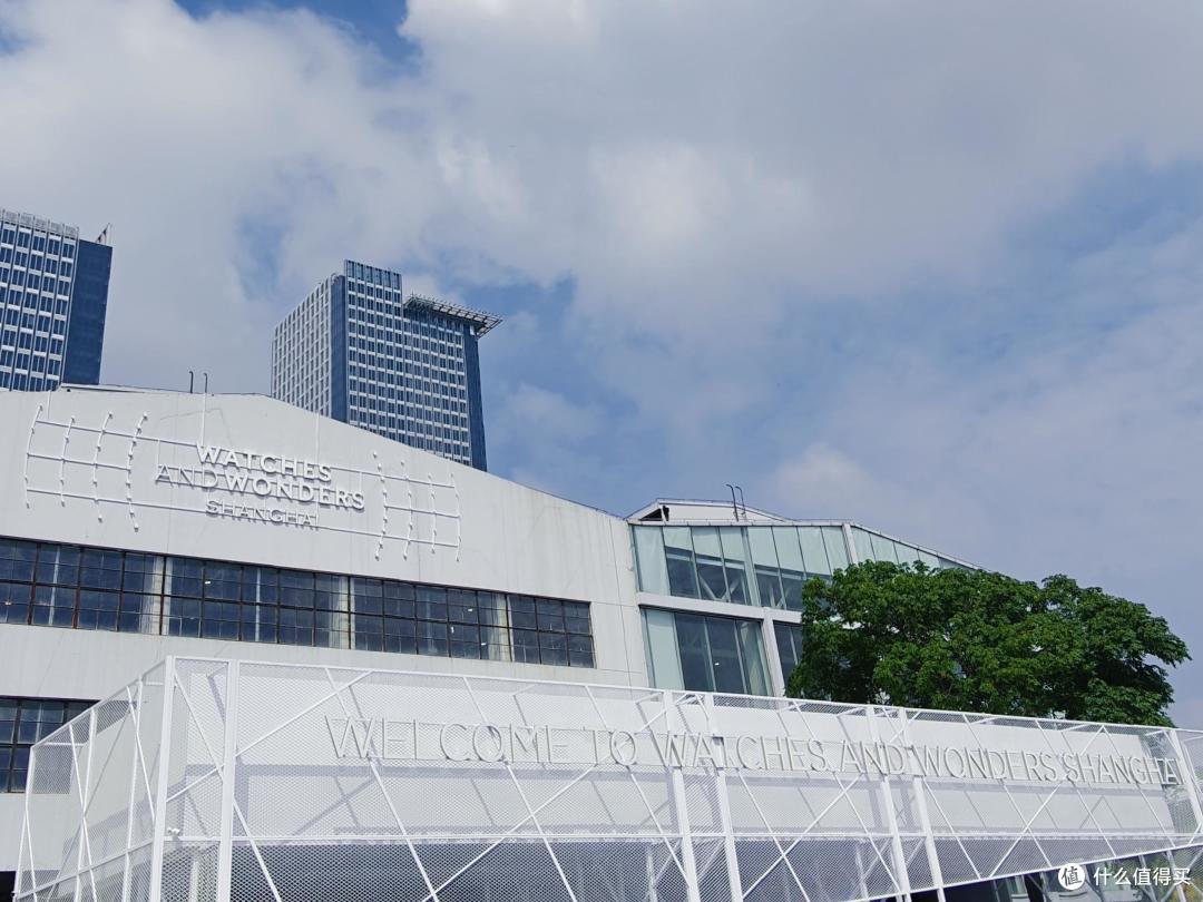 直击“钟表与奇迹” | 1900万的伯爵祖母绿,堪称表展最贵腕表!