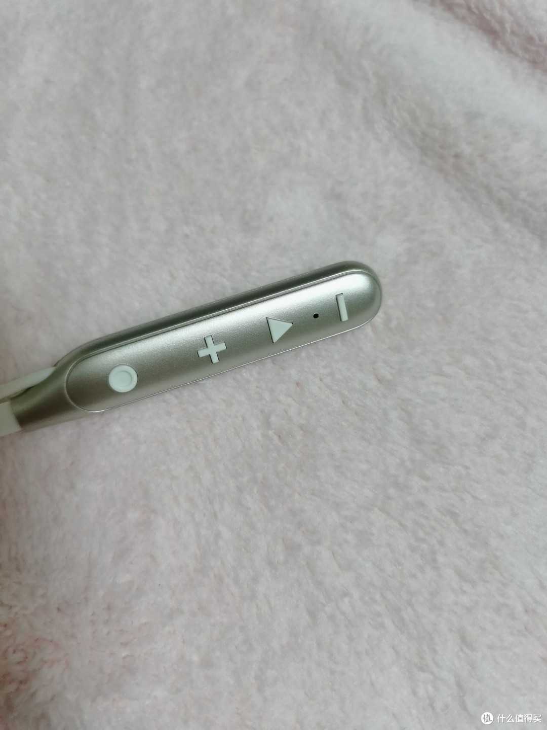运动达人必备!竹林鸟玉笛E100,让你畅享音乐不停歇