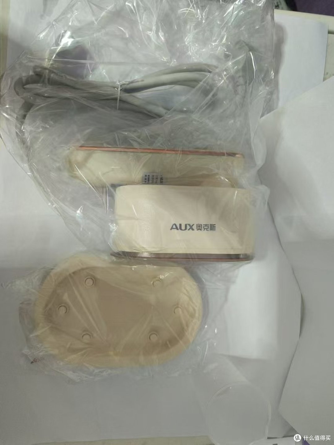 居家必备的熨烫机-AUX 奥克斯蒸汽电熨斗