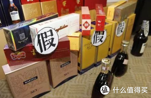 买酒避坑指南：挑白酒的四大雷区，别再乱买了！