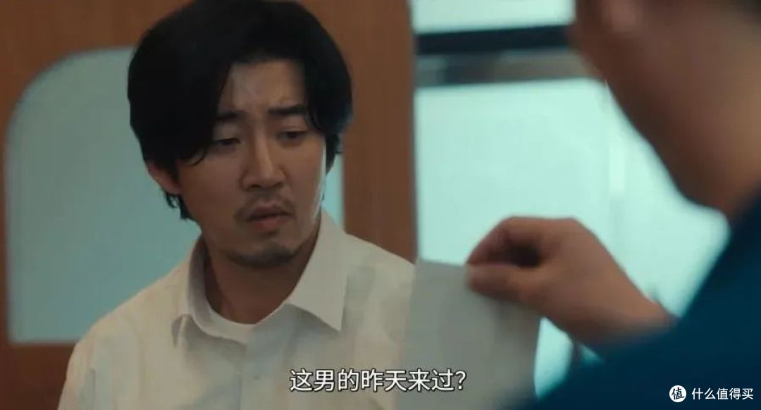 太癫了!Netflix新剧尺度爆表,女神又赢麻了