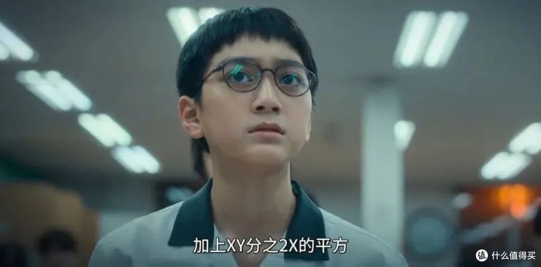 太癫了!Netflix新剧尺度爆表,女神又赢麻了