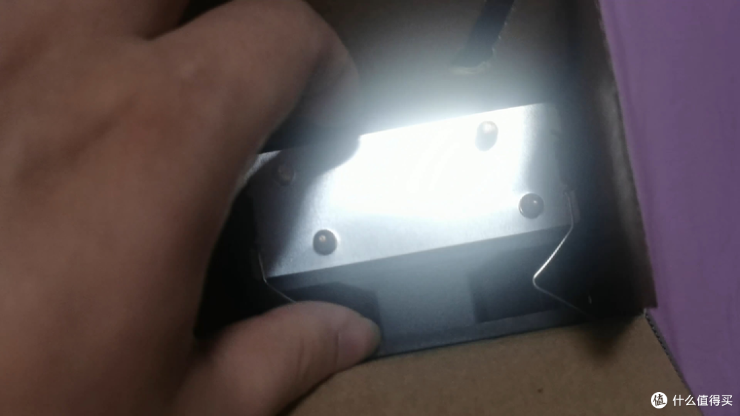 老弟一号风冷航嘉冷静王冰封200SE开箱测评附KX6000国产CPU散热安装教程