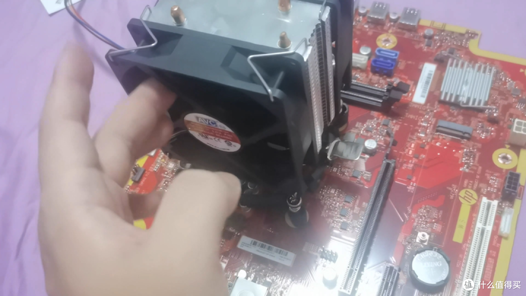 老弟一号风冷航嘉冷静王冰封200SE开箱测评附KX6000国产CPU散热安装教程