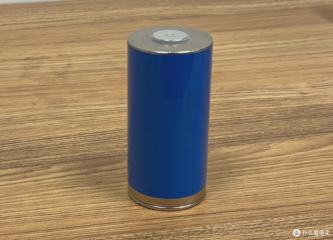 亿纬锂能4695e全极耳电芯低至146毫欧的内阻为高效电池树立新标杆