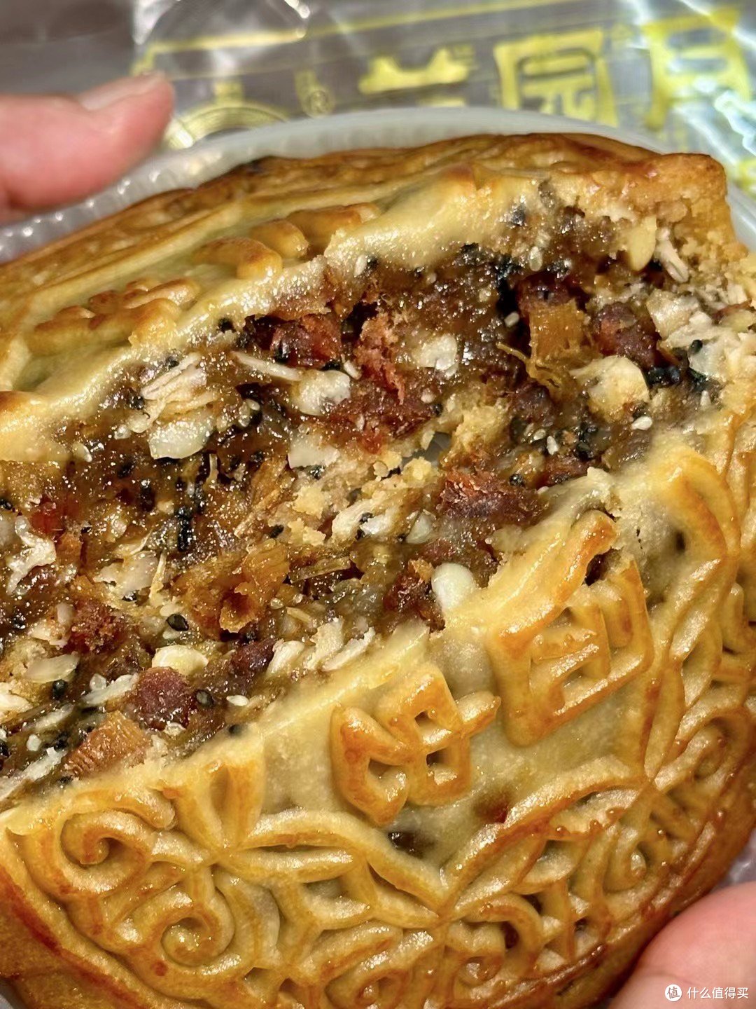 你吃过沙虫月饼吗？今年中秋送礼，试试送沙虫月饼吧～