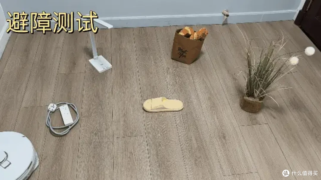 2024年扫地机器人趋势,新功能与新坑并存,宝妈、宠物家庭如何选购扫地机器人,云鲸新品J5值不值得买?
