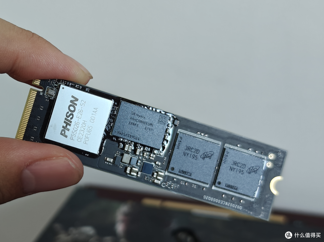 涅槃重生,火神再临,七彩虹 iGame Z790 VULCAN X V20 黑火神主板首发测评