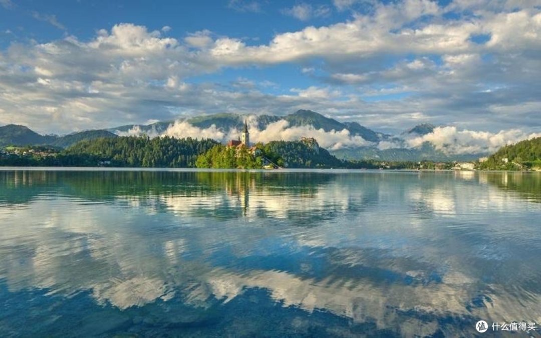 钥匙扣材质选择与耐用性研究