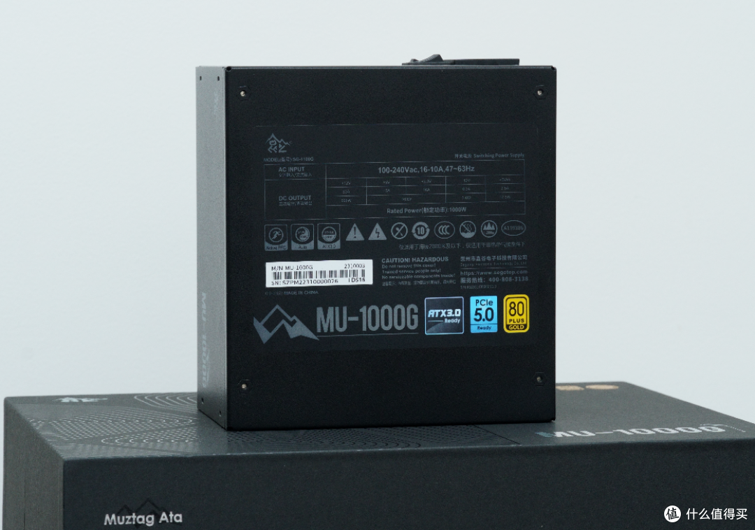 涅槃重生,火神再临,七彩虹 iGame Z790 VULCAN X V20 黑火神主板首发测评