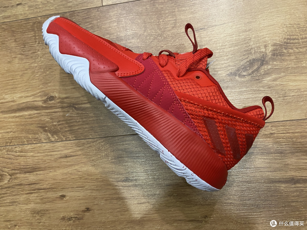 讨个好彩头,红鞋迎开学---adidas CERTIFIED