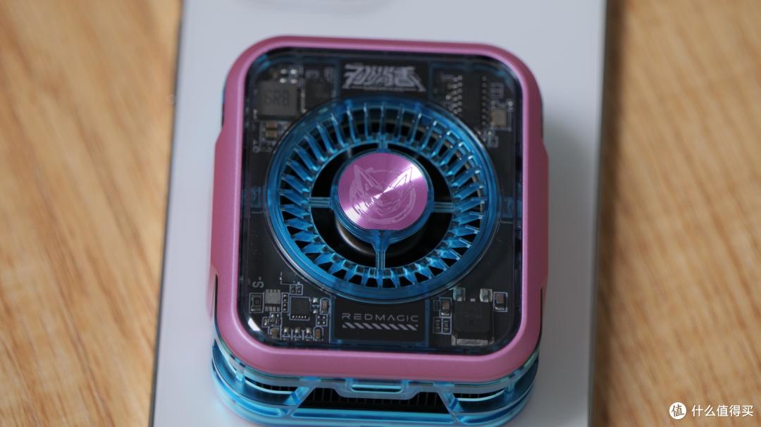 红魔磁吸散热器5Pro:电竞玩家夏日伴侣,王者荣耀联名炫酷出击