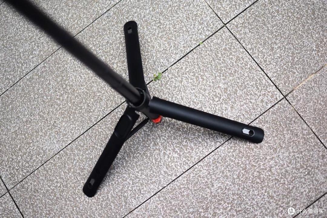 全面提升自拍与拍摄 小米变焦落地自拍杆