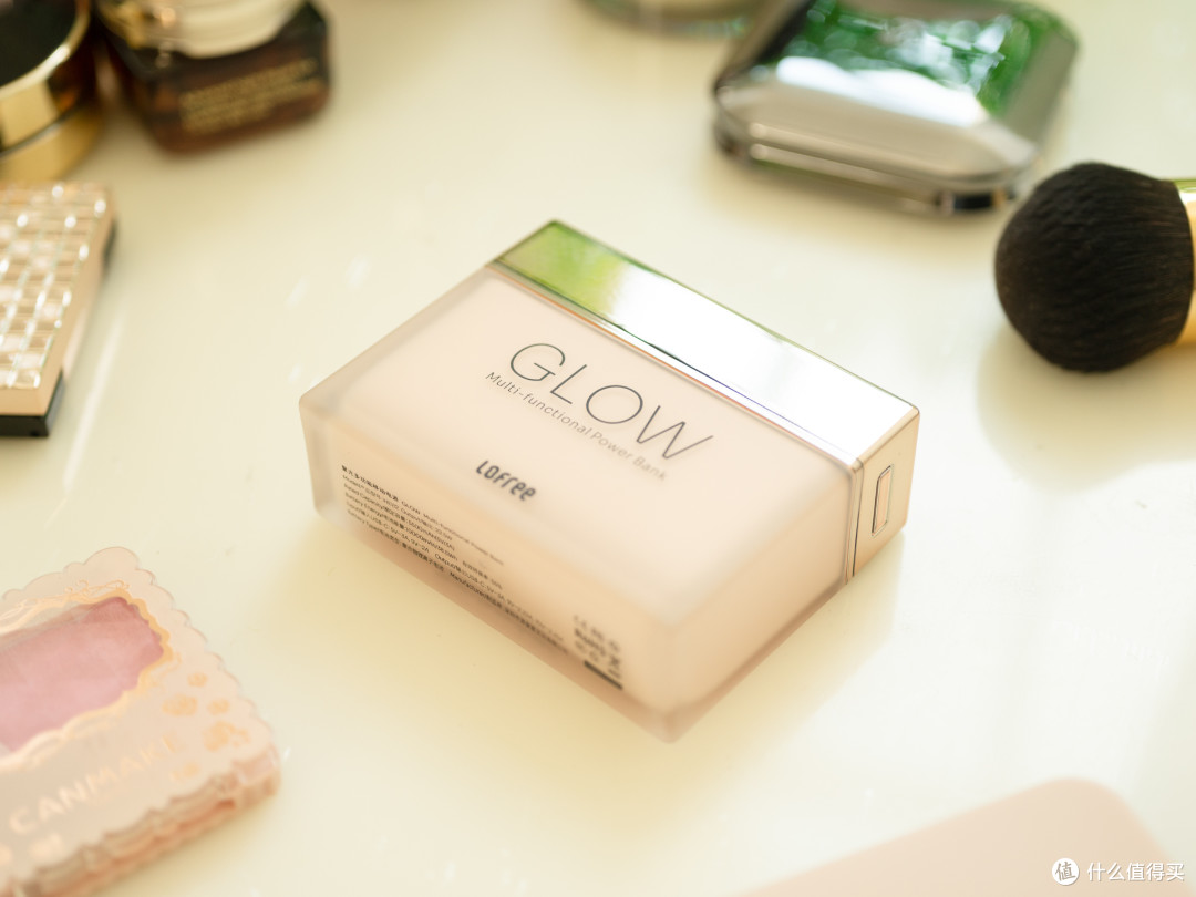 Lofree洛斐GLOW聚光移动电源,重新定义数码配件的颜值