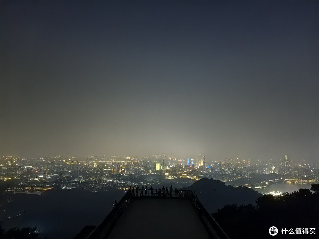 夜登紫金山