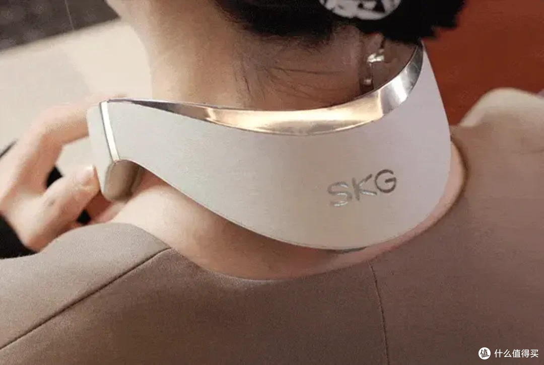 颈椎按摩仪怎么选？真能平替按摩椅吗？实测40+款肩颈按摩仪后，才发出来的颈部按摩仪选购攻略