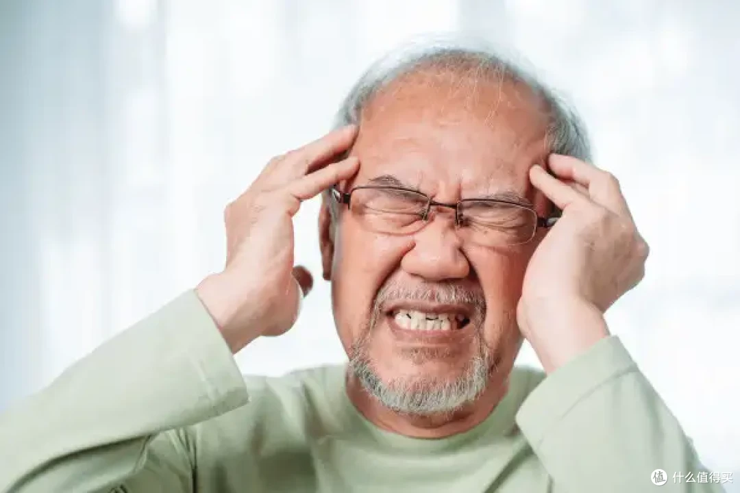 不吃药，怎样摆脱偏头痛带来的恶心呕吐？