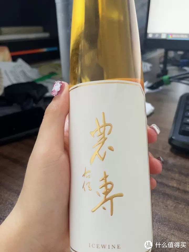 品味自然之馈，探秘农专冰酒粒选白冰葡萄酒的非凡之旅