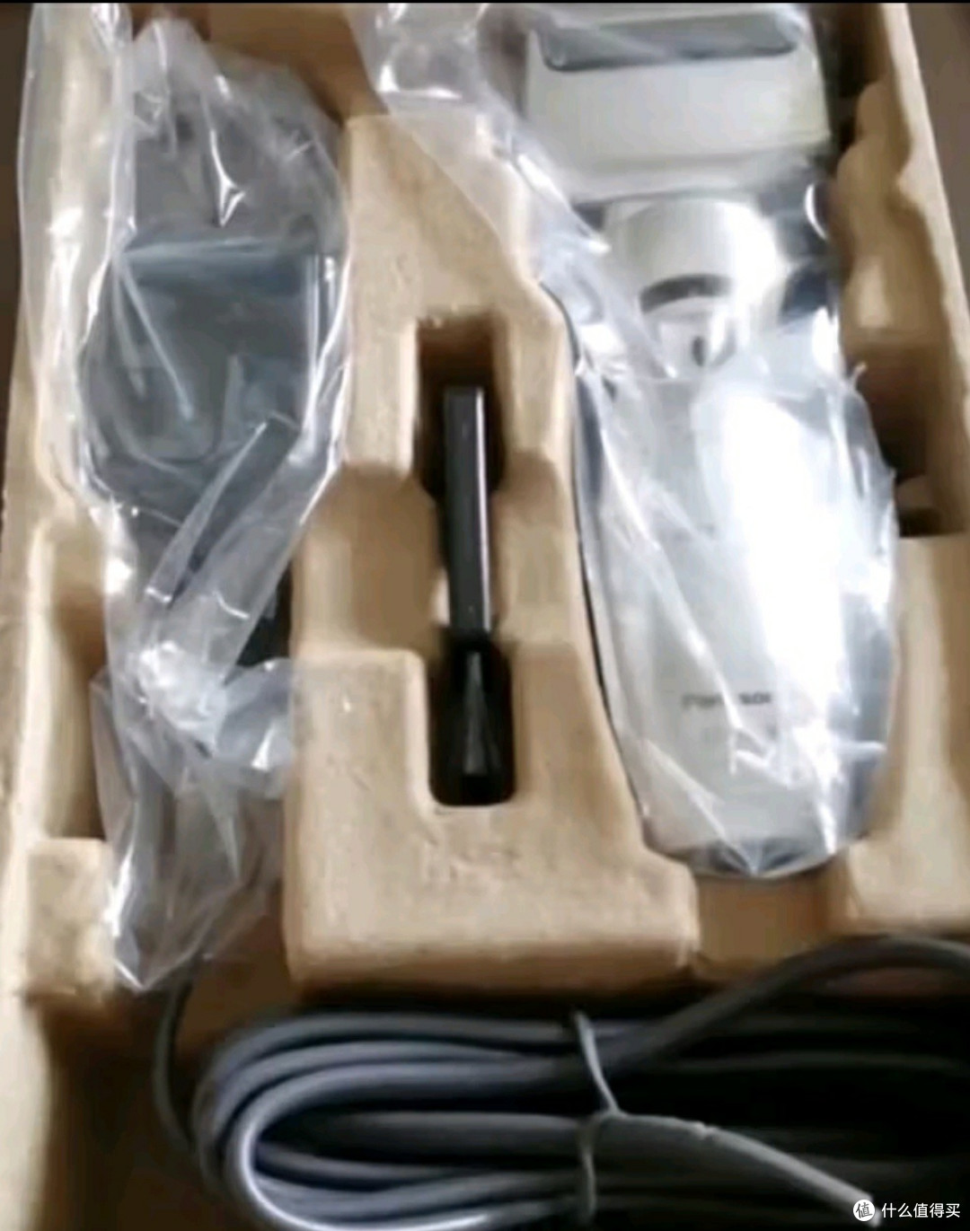 松下刮胡刀选购指南：电动往复式马达优势分析_电动剃须刀_什么值得买