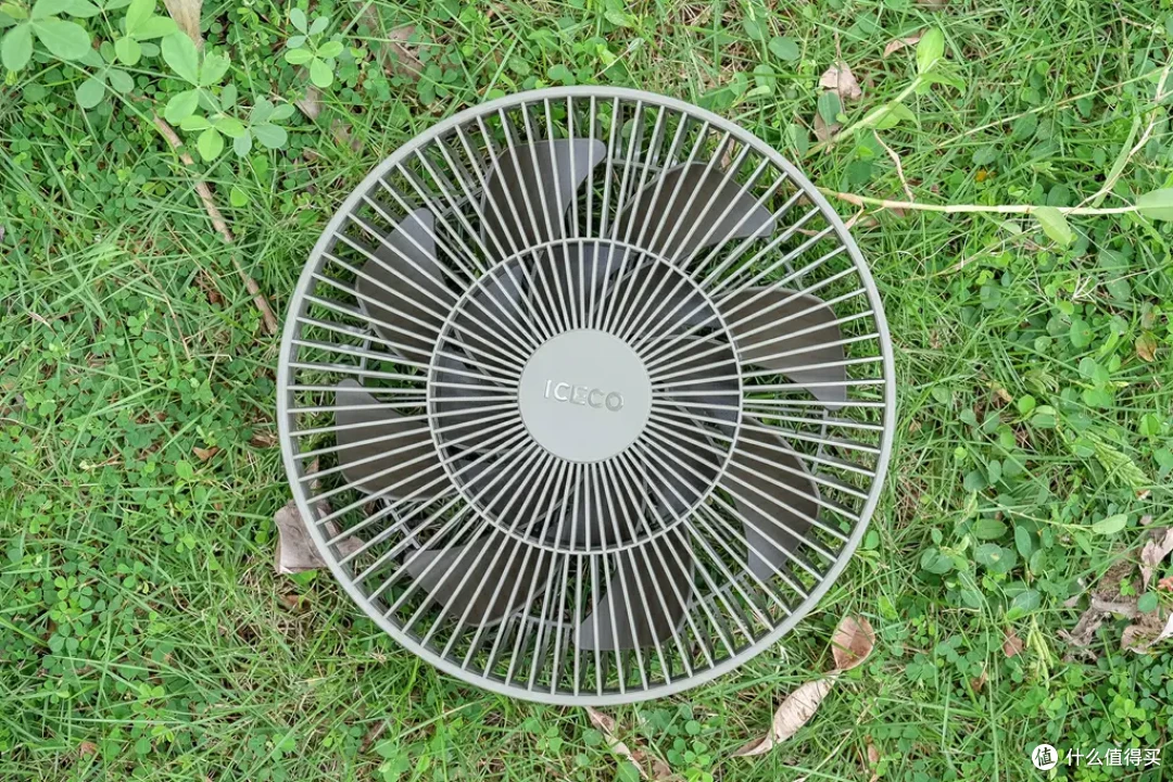 夏日露营必备:ICECO风扇,28小时超长续航,让户外生活更清凉