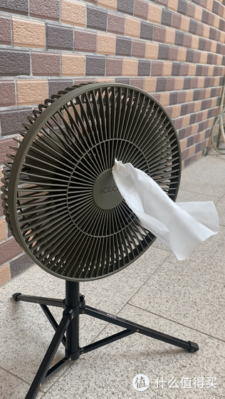 夏日露营必备:ICECO风扇,28小时超长续航,让户外生活更清凉