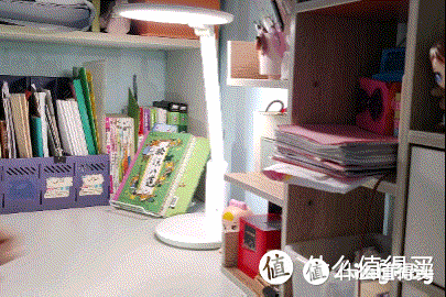 护眼更健康，飞利浦轩达学习专用台灯，值得每一个家长入手