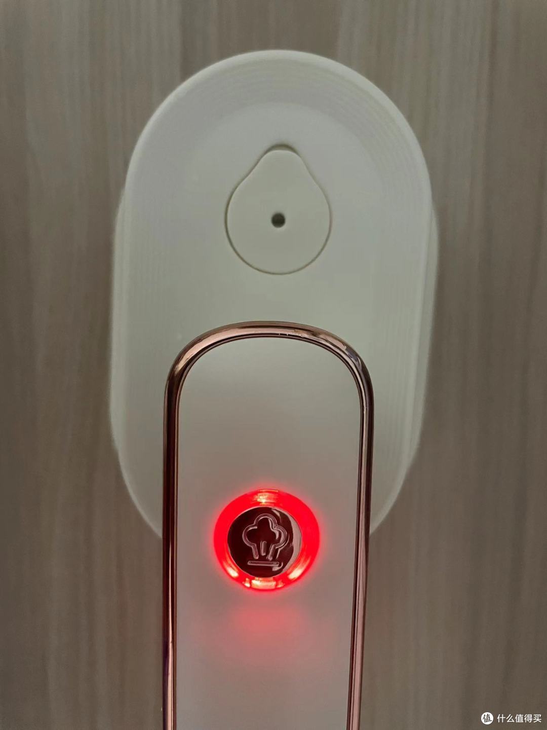 奥克斯挂烫机~小巧的战斗机