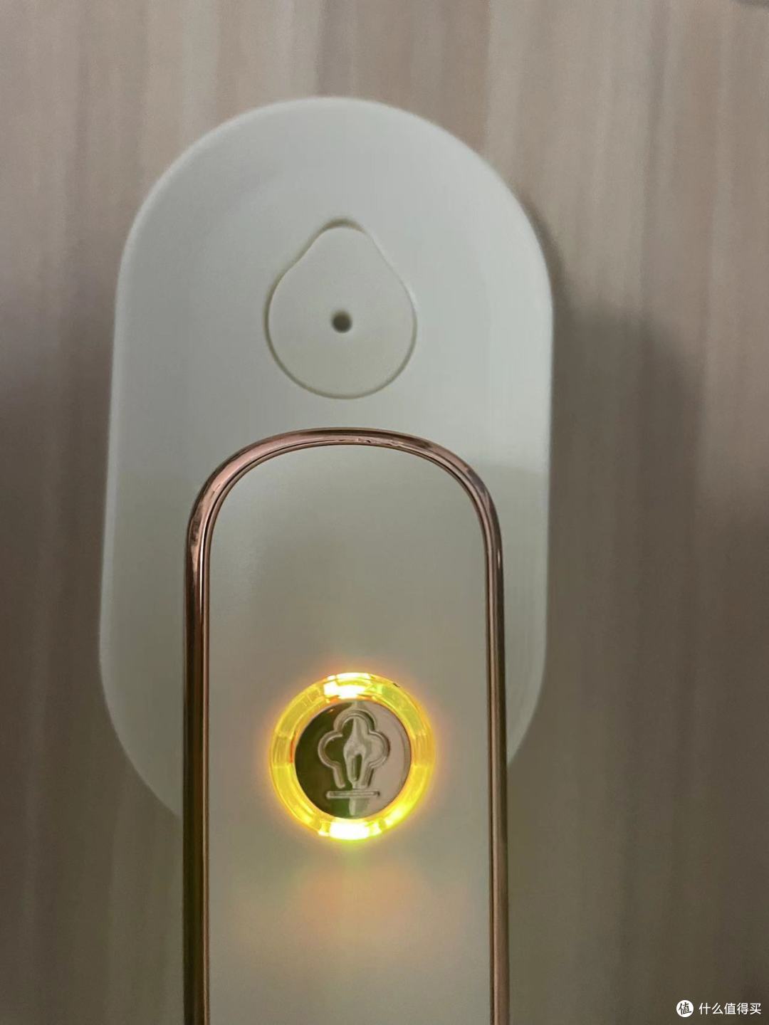 奥克斯挂烫机~小巧的战斗机