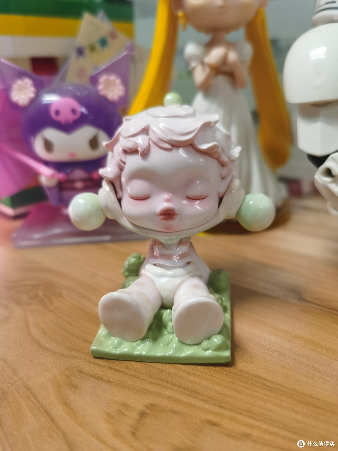 泡泡玛特SP温度系列微风起,传说中的手机支架?