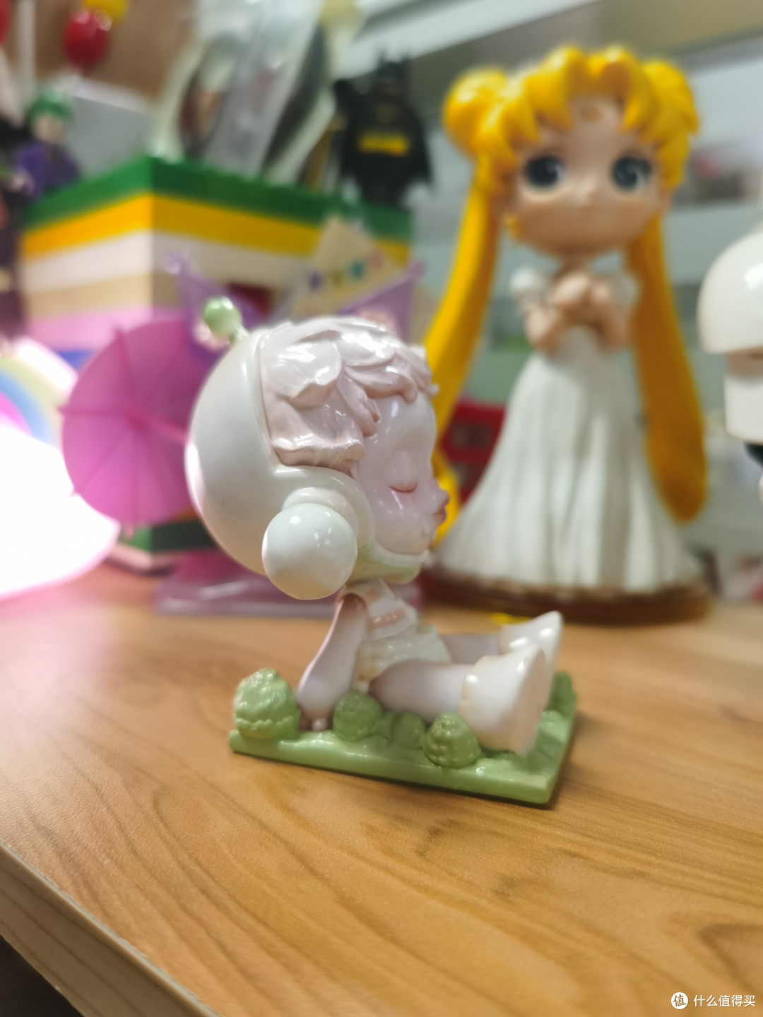 泡泡玛特SP温度系列微风起,传说中的手机支架?