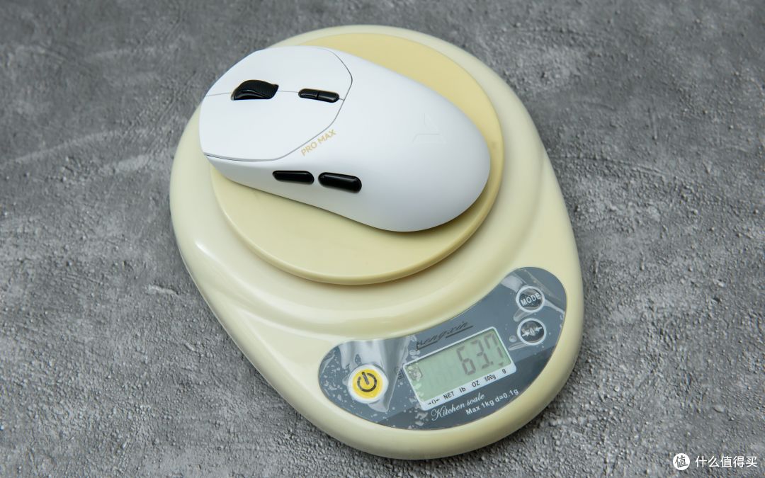 小身材大心脏: 雷柏VT1 PRO MAX游戏鼠标开箱
