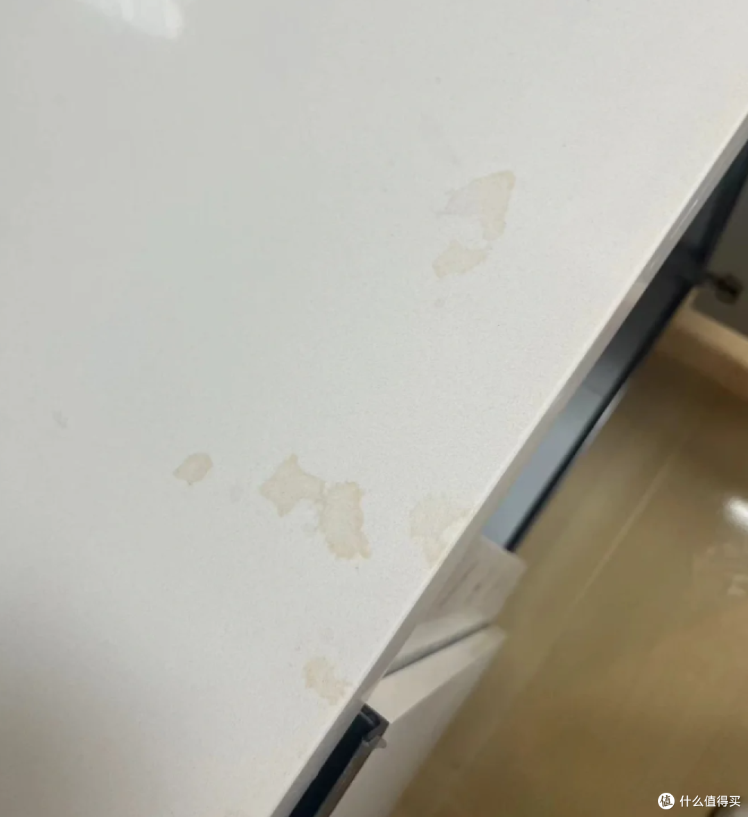 越来越多人不用“石英石台面”了,看看邻居家的做法,那叫一个高级