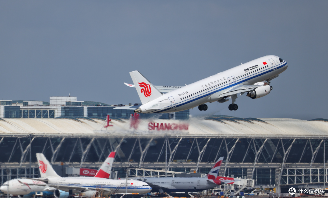 国航首架C919国产大飞机设计更贴心,为所有乘客带来更好的乘坐体验