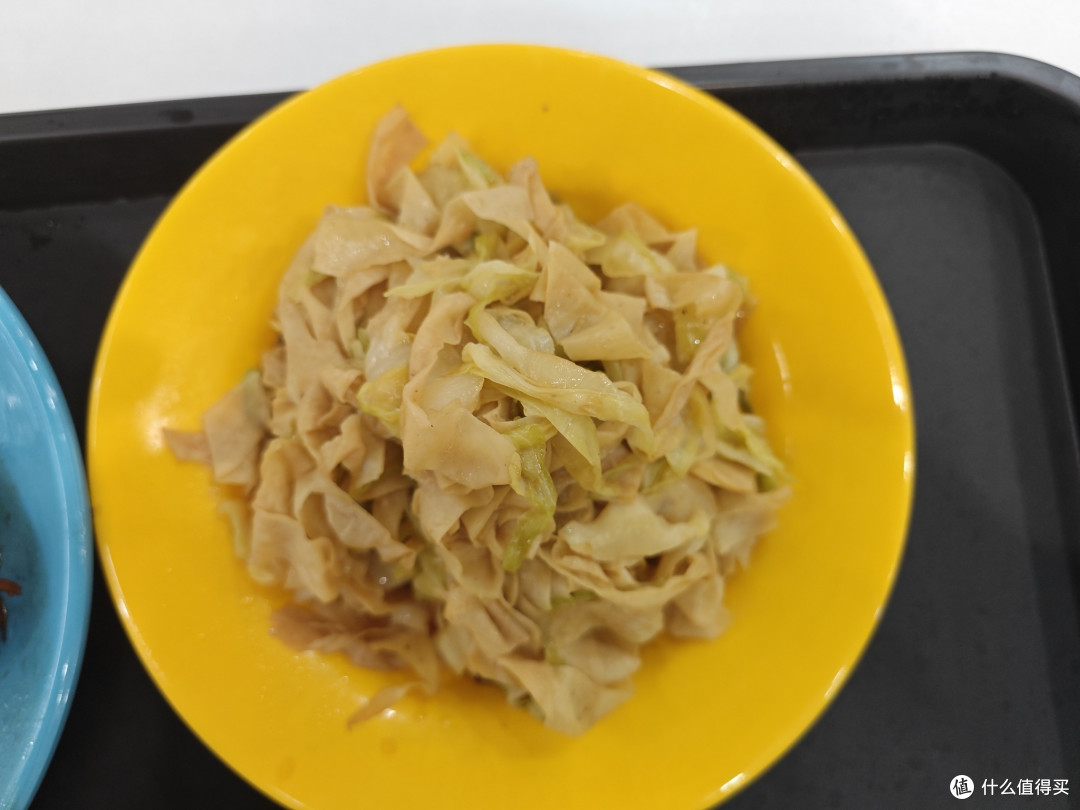 大学生必备!揭秘食堂隐藏美食,好吃到让你尖叫!