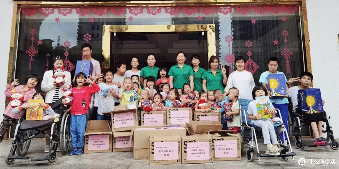 月满中秋，情满人间：解锁过好中秋节的正确方式