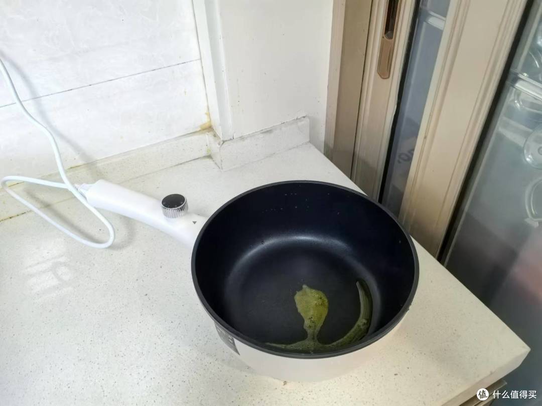 厨房革命者!深度评测苏泊尔电炒锅,让每一餐都充满爱的味道!