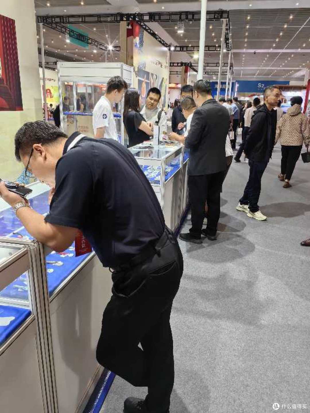“玉出东山”闪耀天津和田优品展,彰显世界玉都璀璨风采