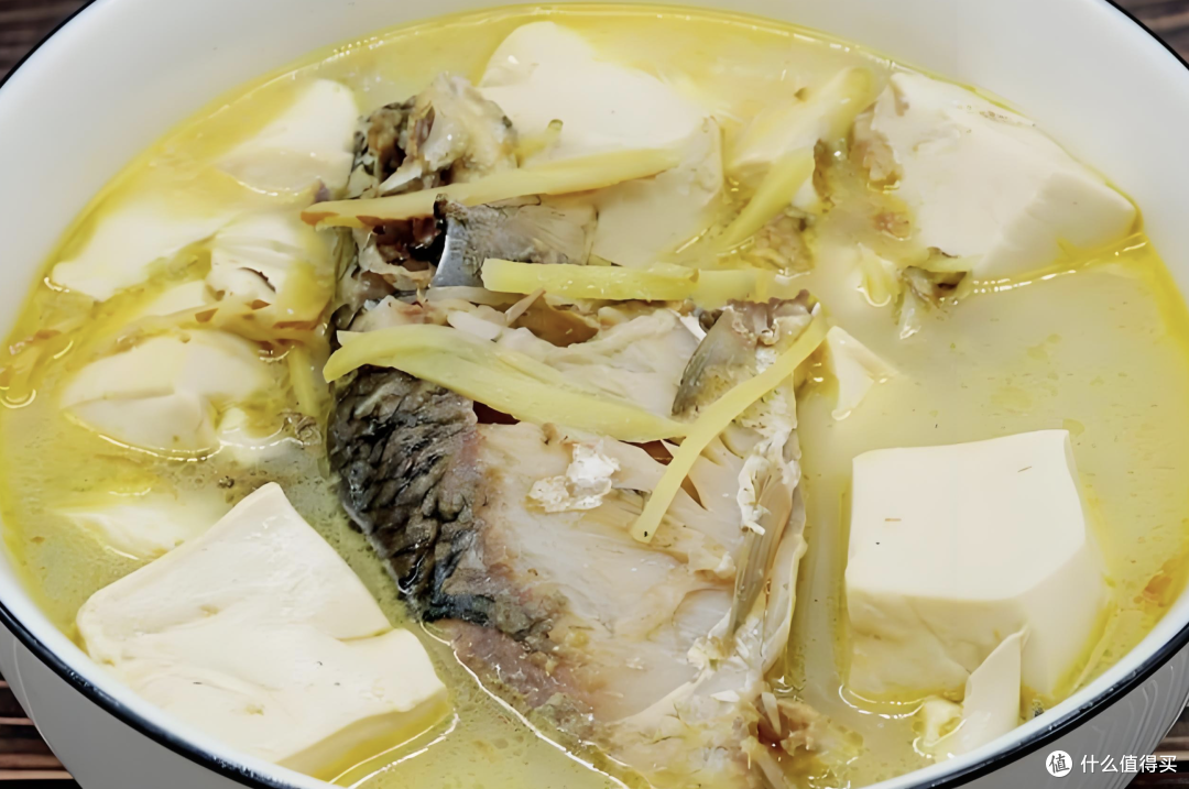 🐟鲜掉眉毛的【鲫鱼豆腐汤】,一整个爱住😋