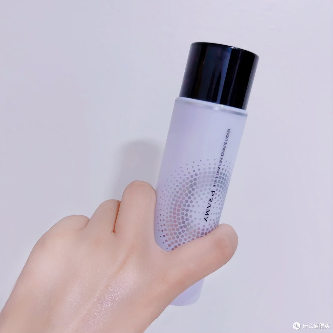 如何保持户外出行的美丽状态？这份美妆好物清单助你一路闪耀！