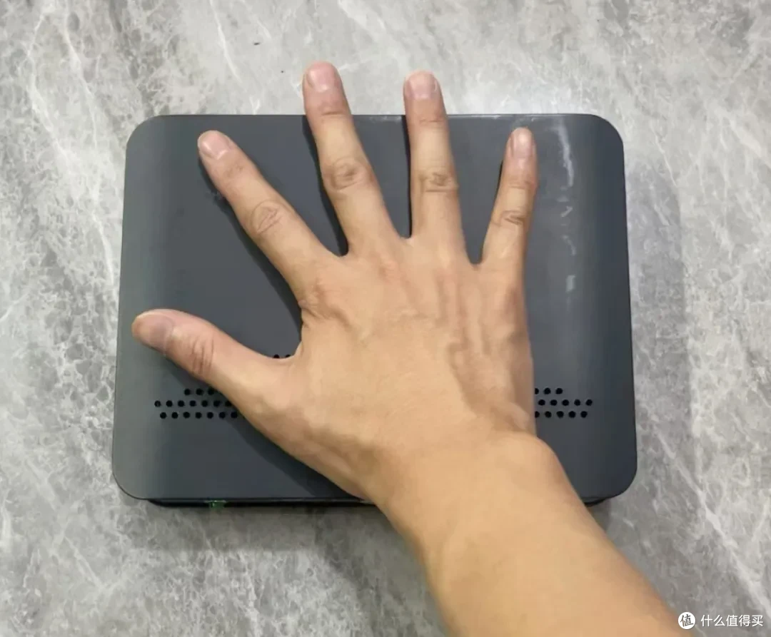 330元的“洋垃圾”小主机，标配i7处理器，支持双显示器