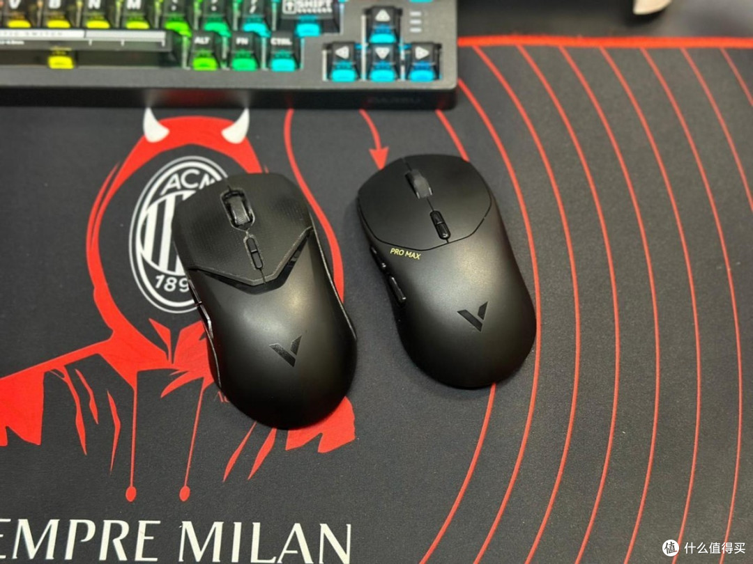 质量轻+反应快+续航久=雷柏VT1PRO MAX】也许世界上有五千个和你一模一样的鼠标,唯有你是我的独一无二