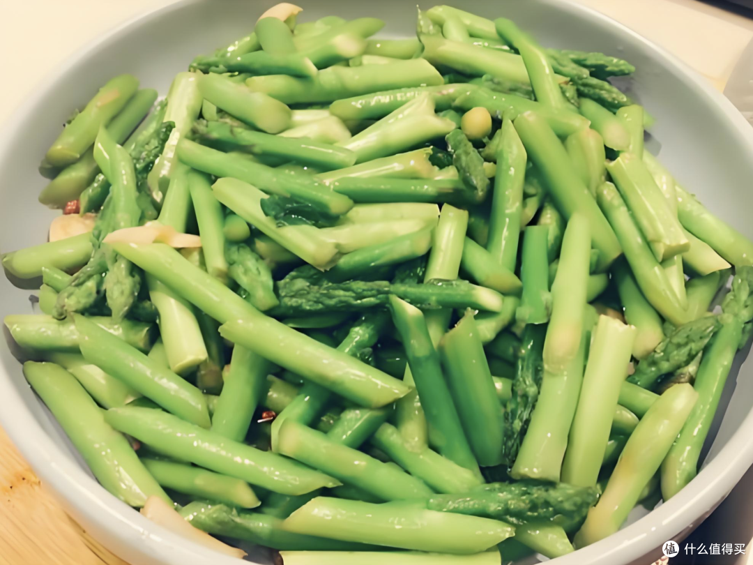 😋清爽美味 一口鲜的【清炒芦笋】上线啦💚